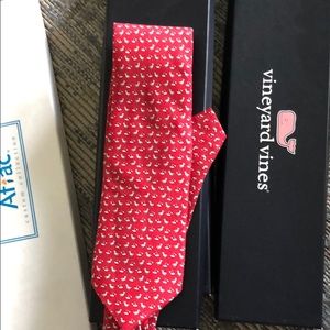 Vineyard vines tie Santa themed / Christmas